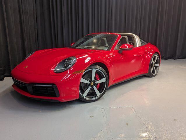2022 PORSCHE 911