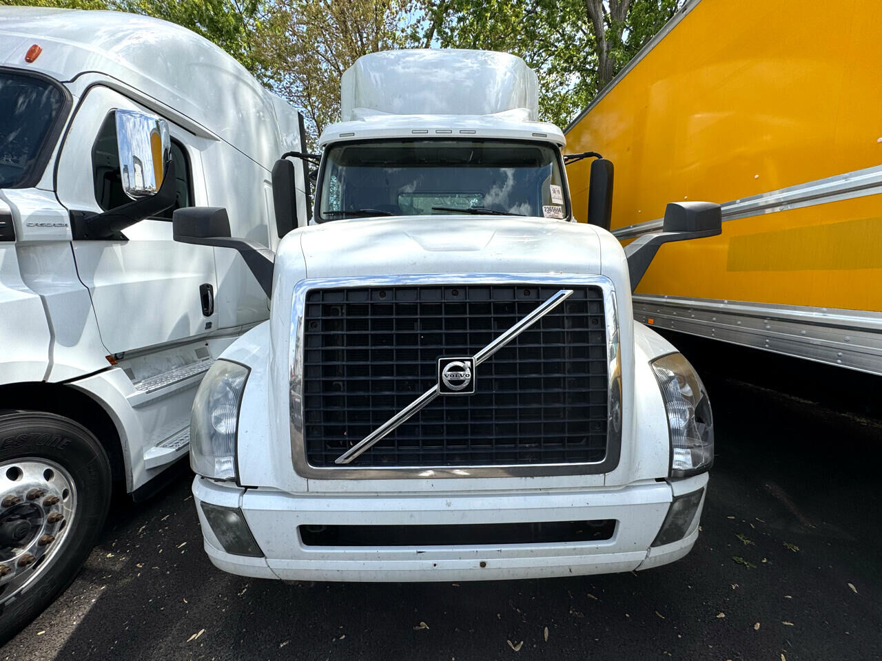 2016 VOLVO TRUCK VNL