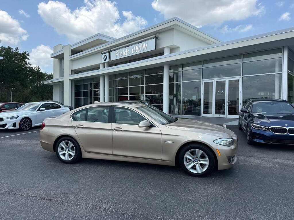 BMW 528i