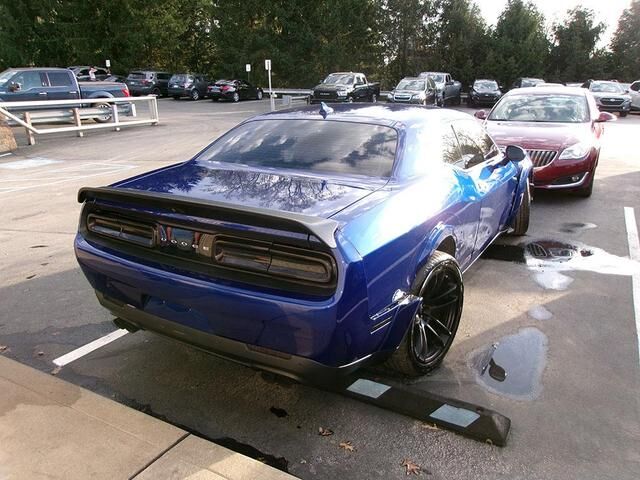 2020 DODGE Challenger