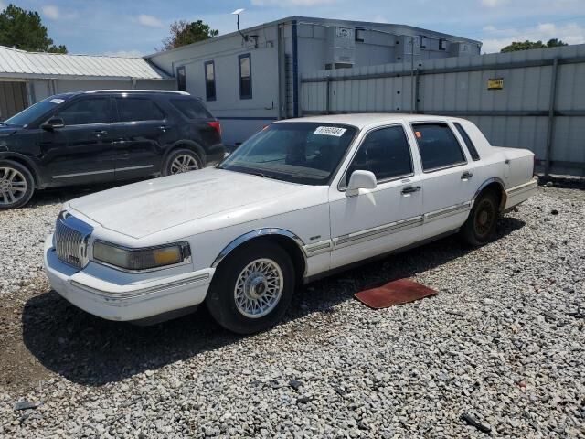 Lincoln Town Car