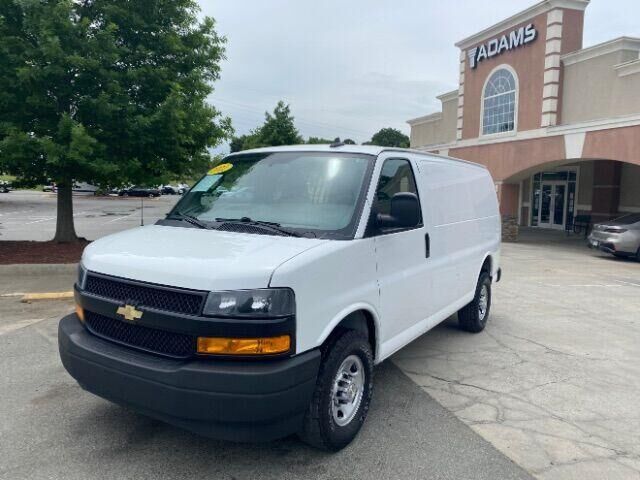 2022 CHEVROLET Express