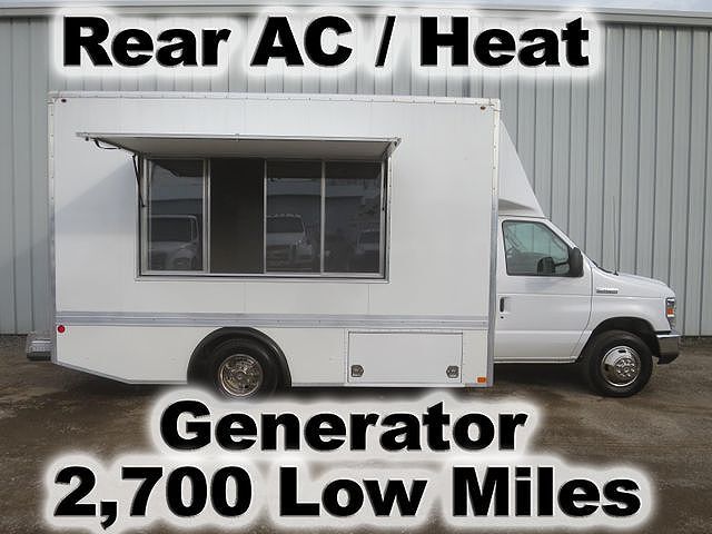 2017 FORD E-450