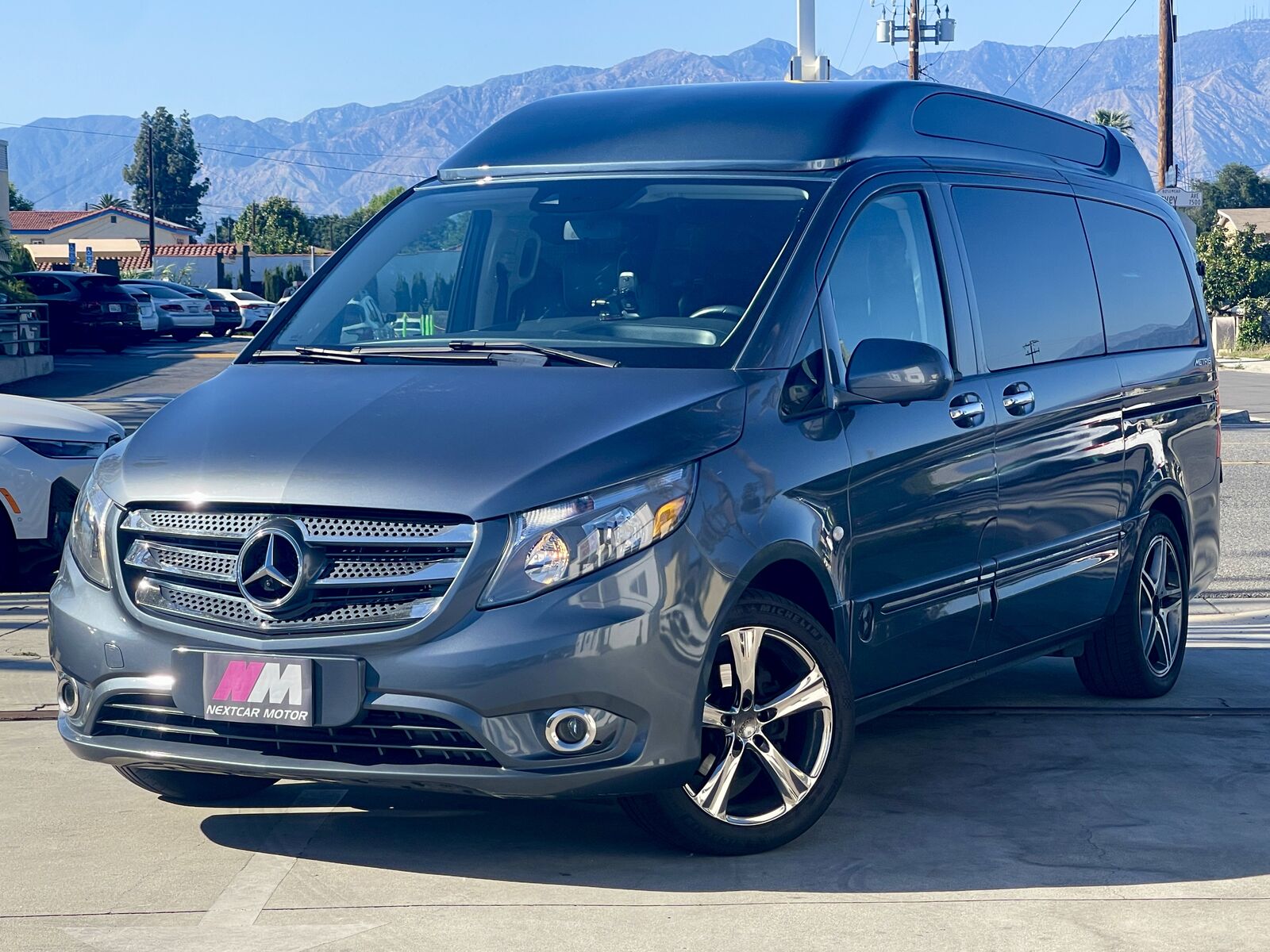 Mercedes-Benz METRIS