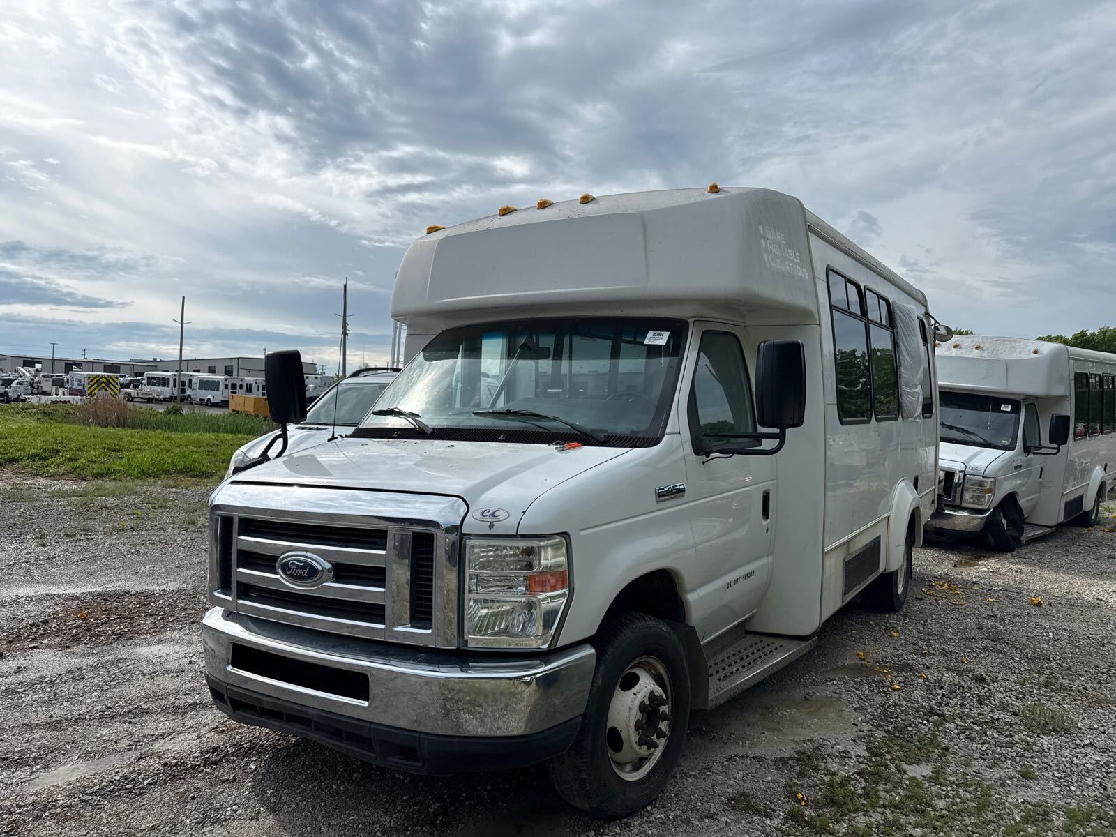 Ford E-450