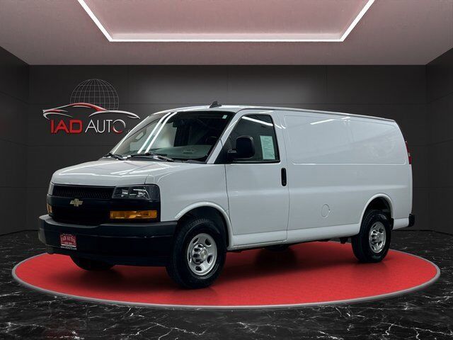 2022 CHEVROLET Express