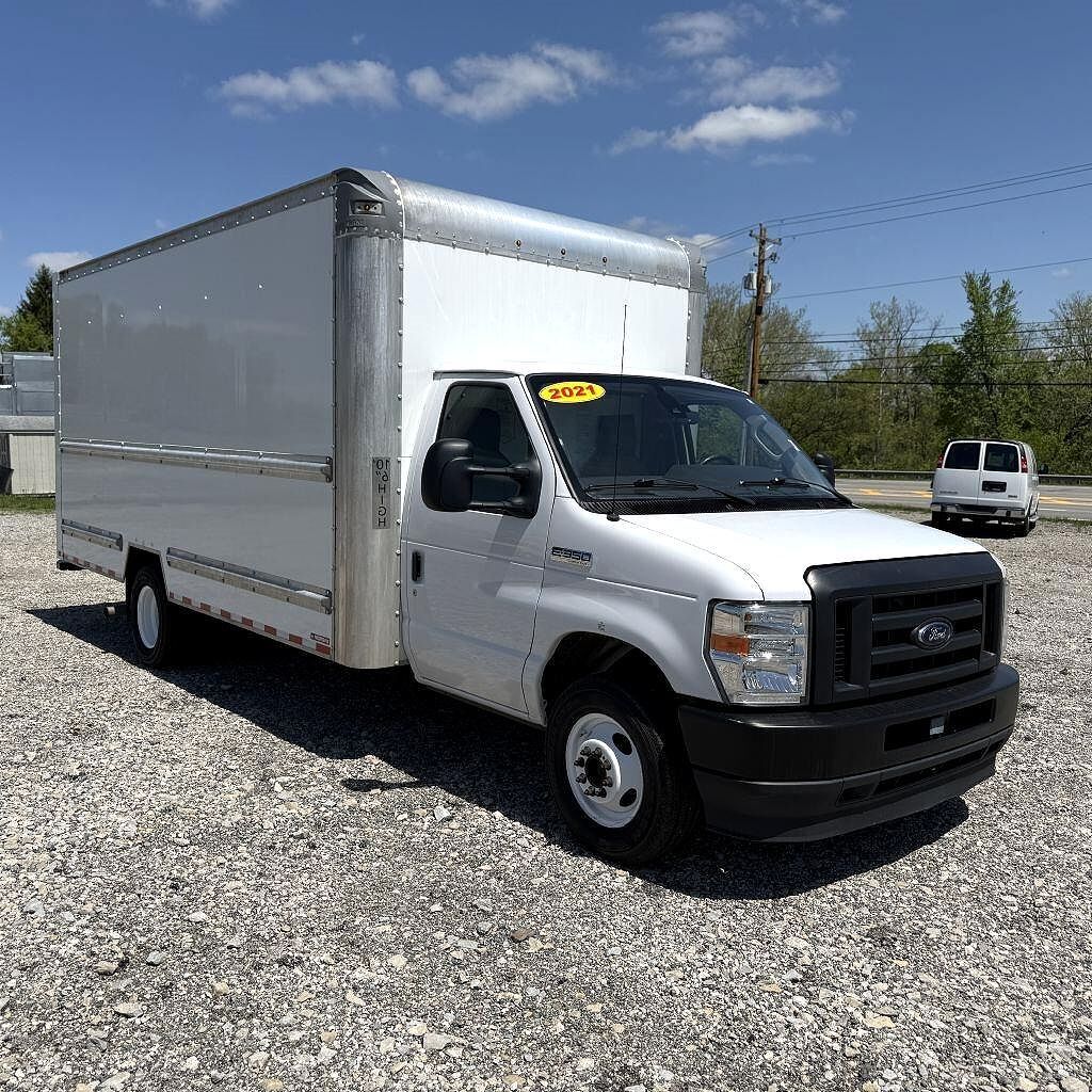 2021 FORD E-350