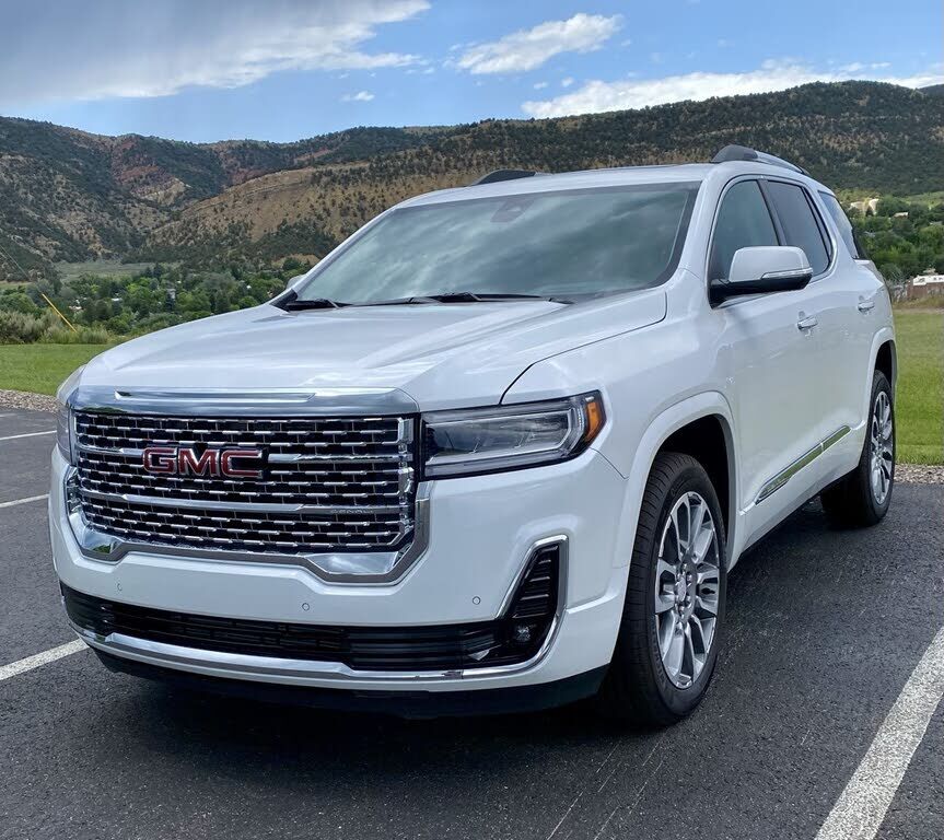 2023 GMC Acadia