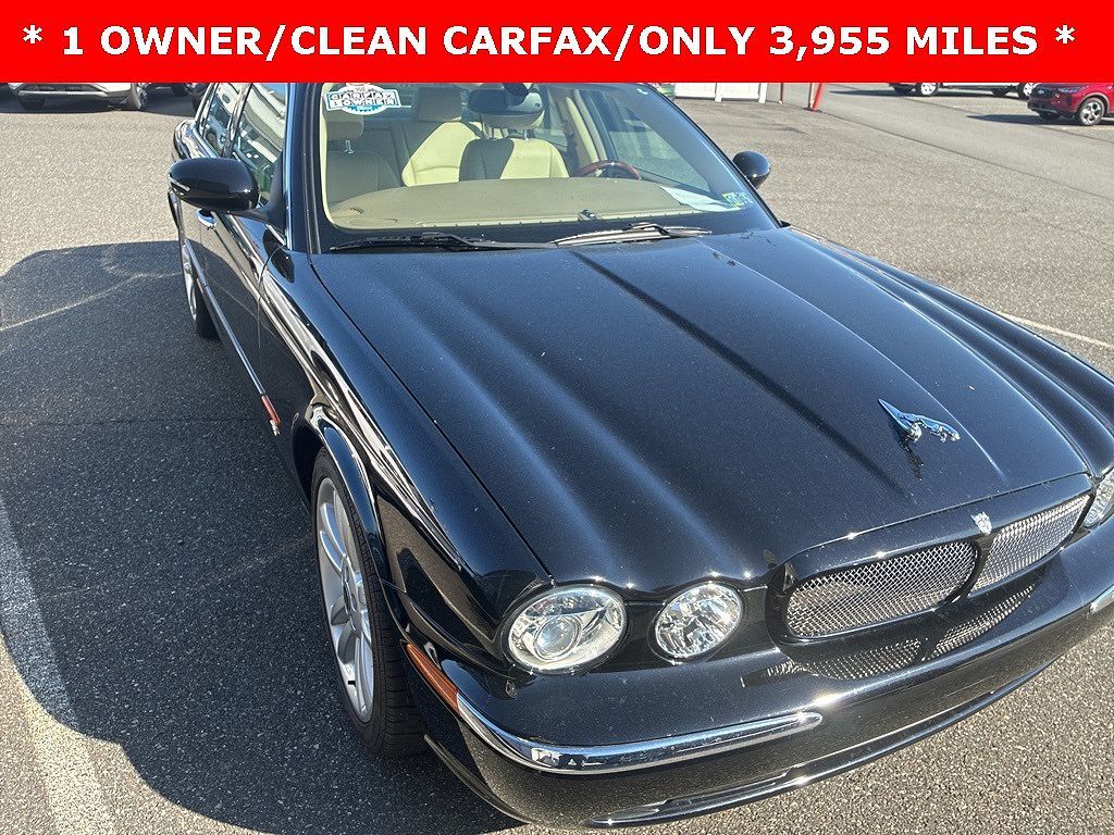 Jaguar XJR
