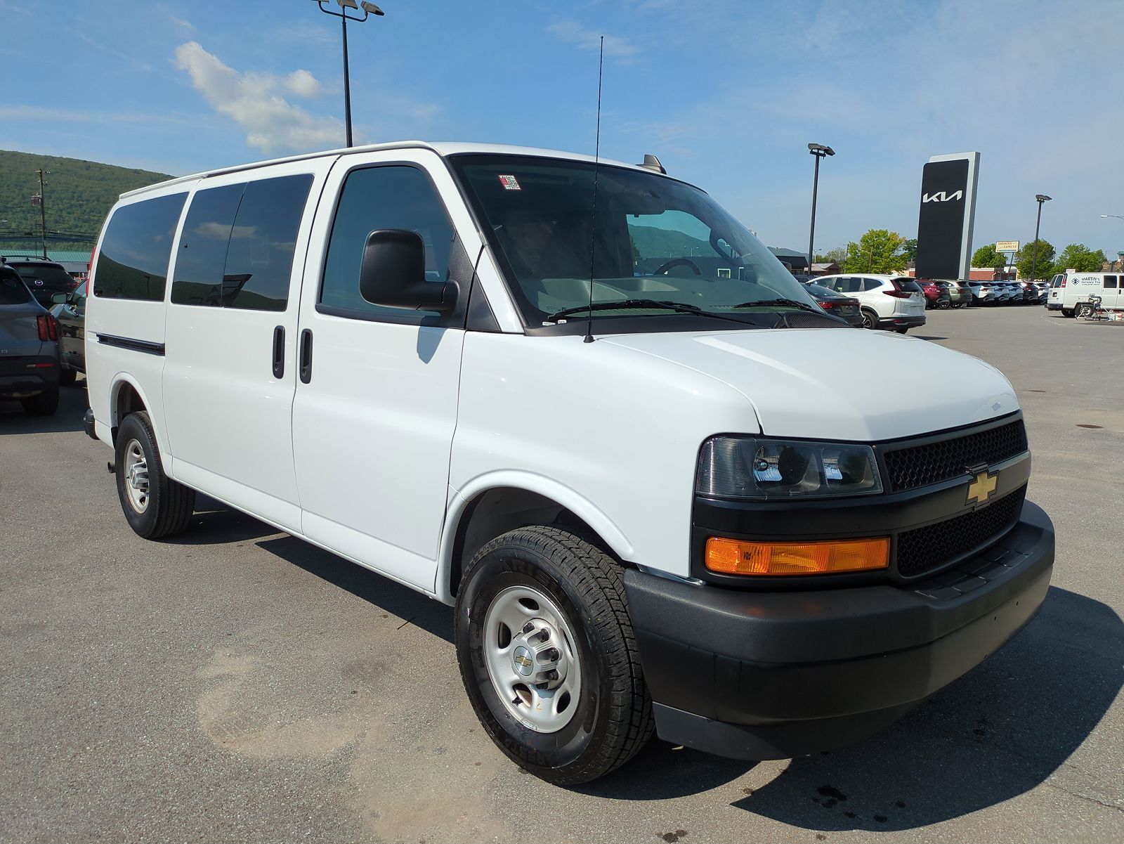2023 CHEVROLET Express