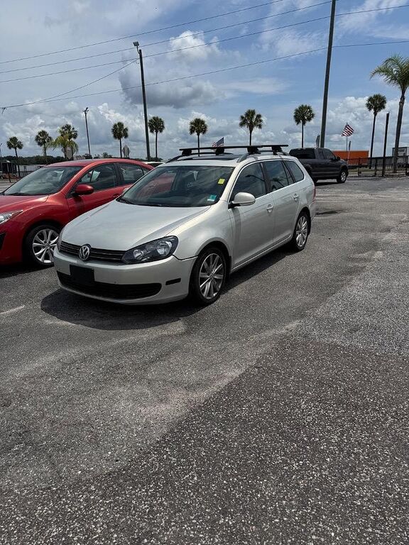 2010 VOLKSWAGEN Jetta Wagon