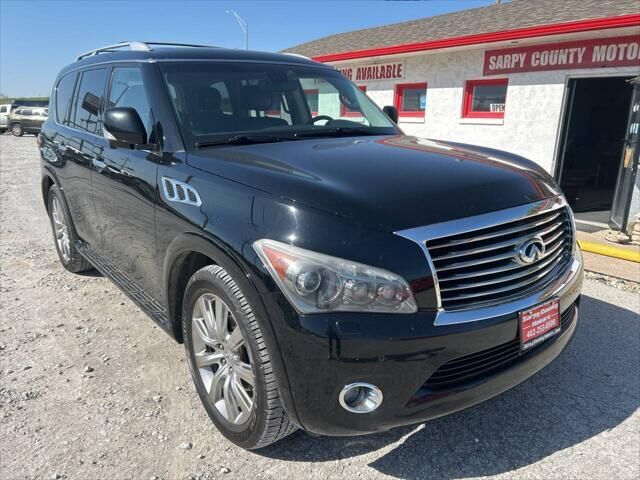 Infiniti QX56