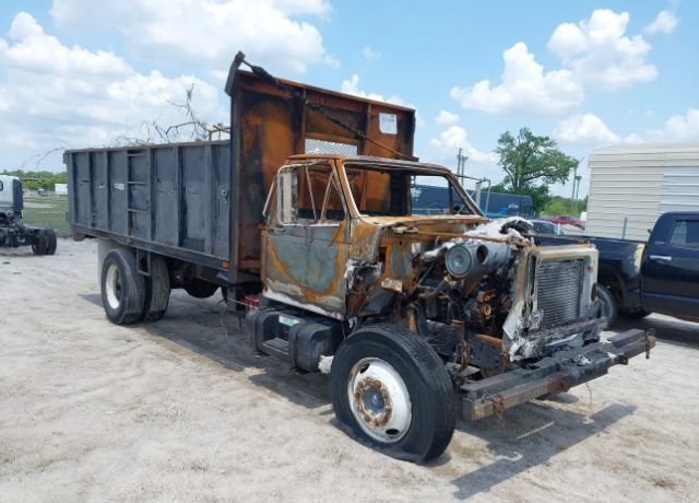 Ford F-700