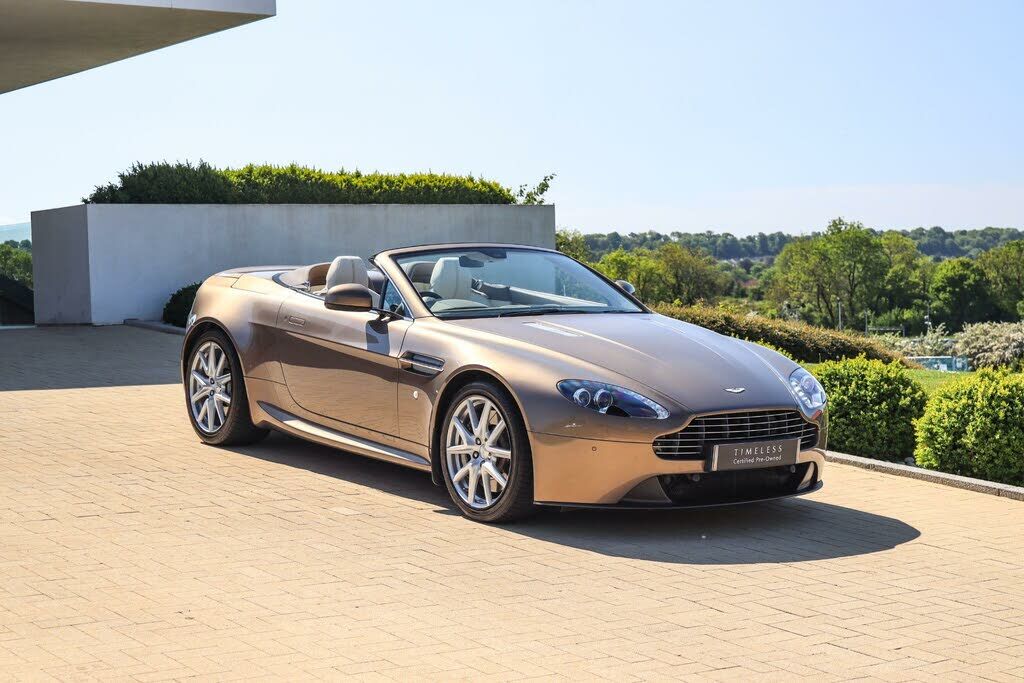 Aston Martin V8 Vantage