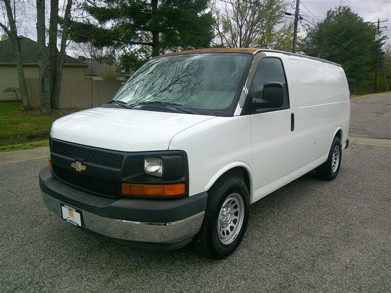 2010 CHEVROLET Express
