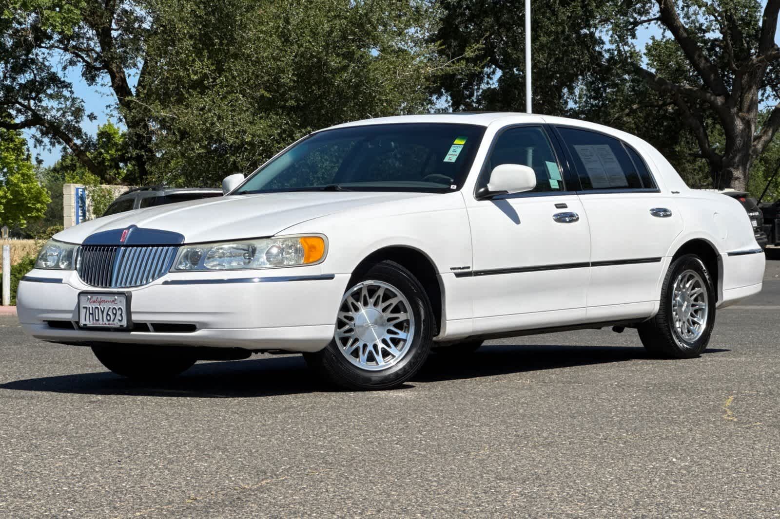 Lincoln Town Car