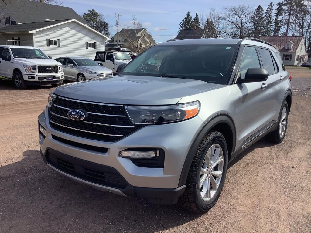 2021 FORD Explorer