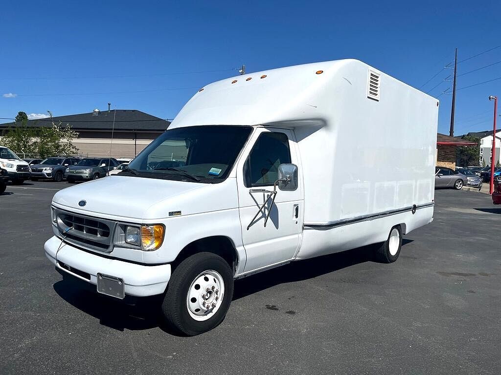 Ford E-350
