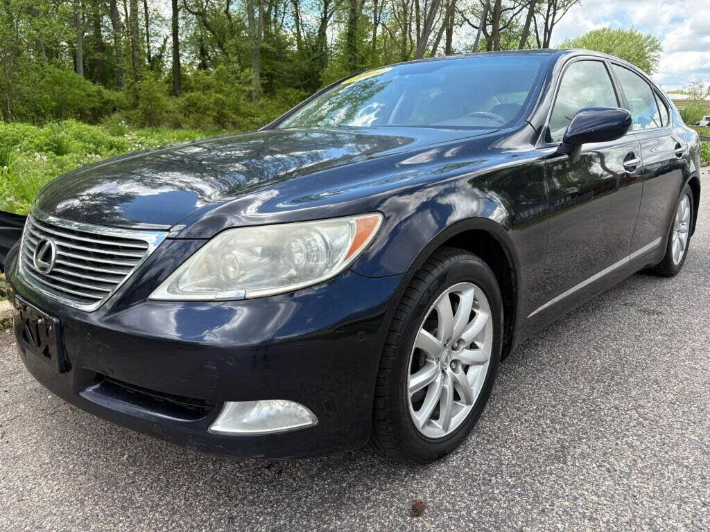 Lexus LS