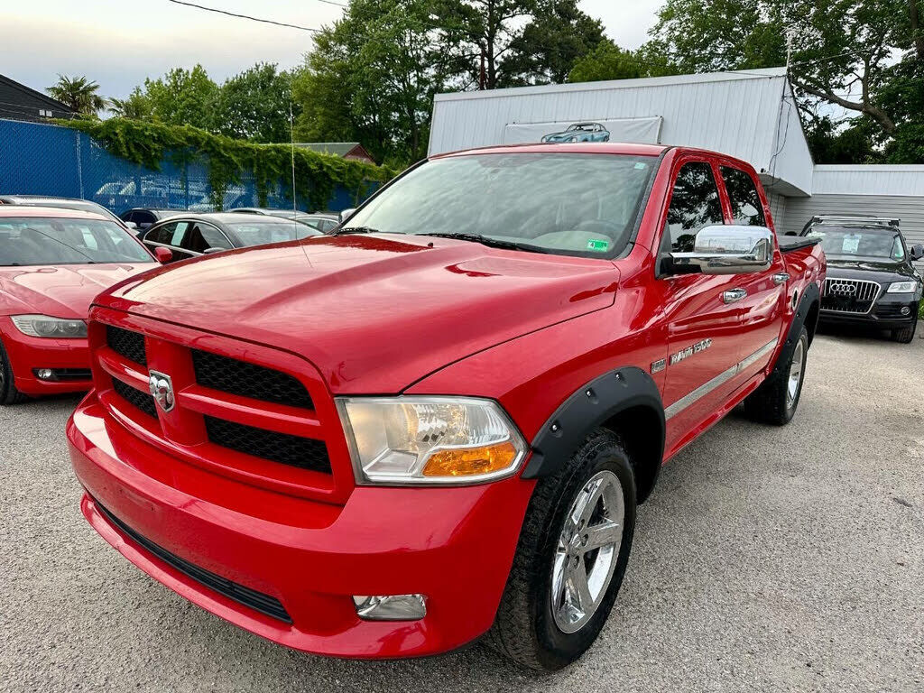 2012 DODGE Ram
