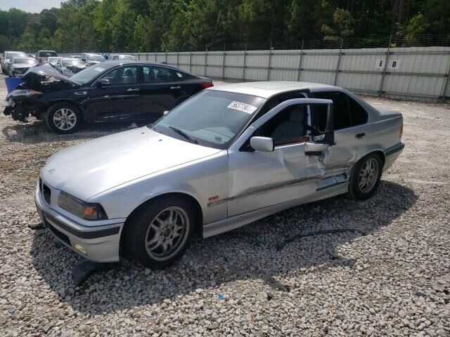 BMW 328i