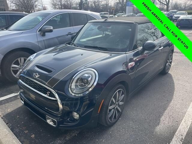 MINI Cooper Convertible