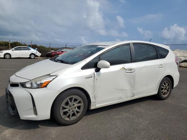 Toyota Prius V