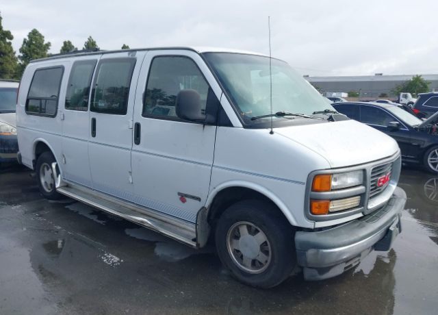 GMC Savana
