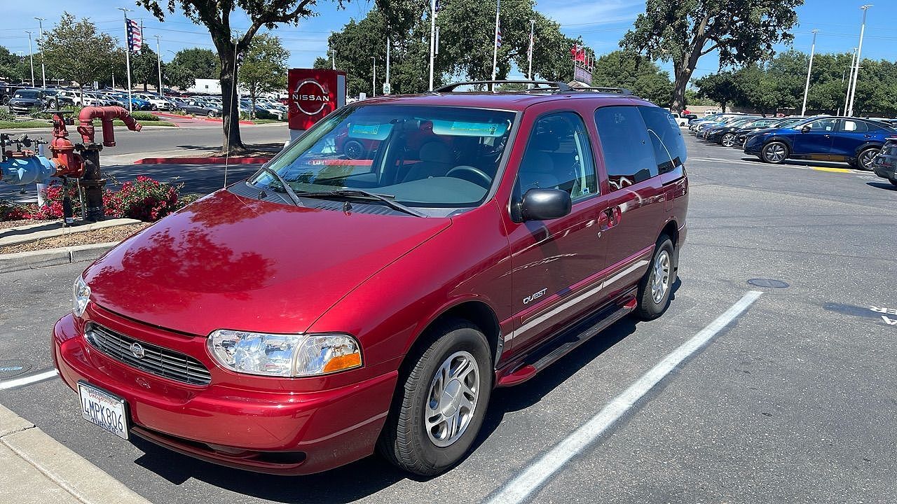 Nissan Quest