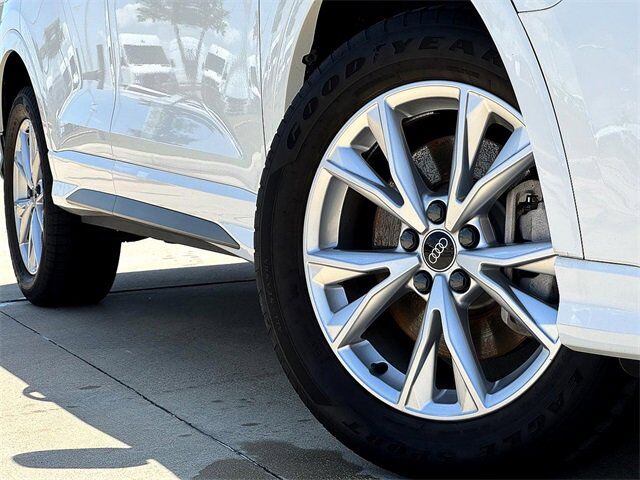 2023 Audi Q3