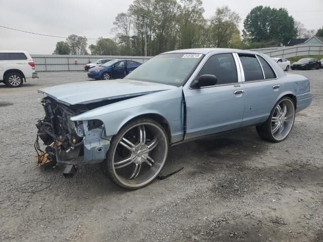Ford Crown Victoria