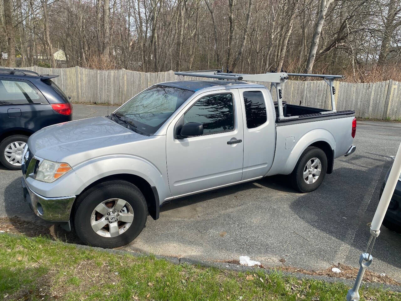 2011 NISSAN Frontier