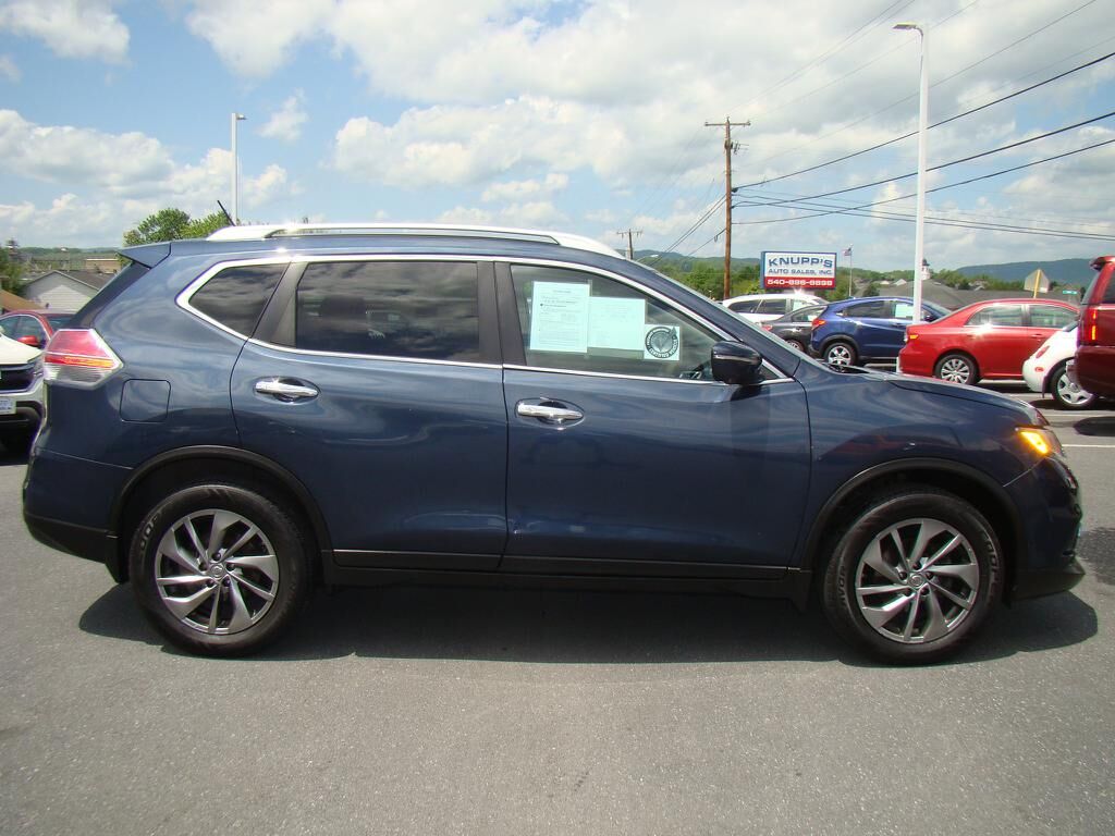 2015 NISSAN Rogue