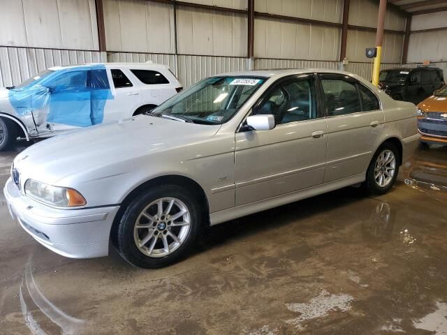 BMW 525iA