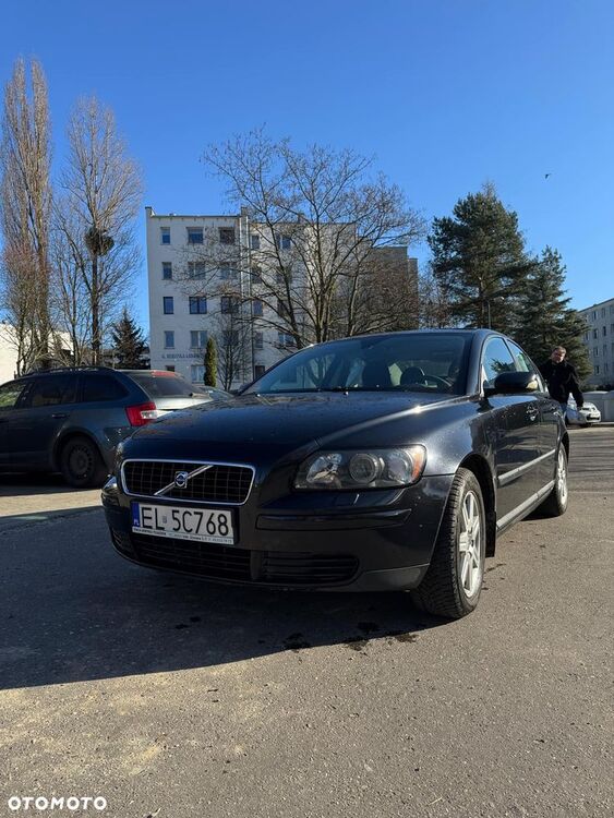 Volvo S40