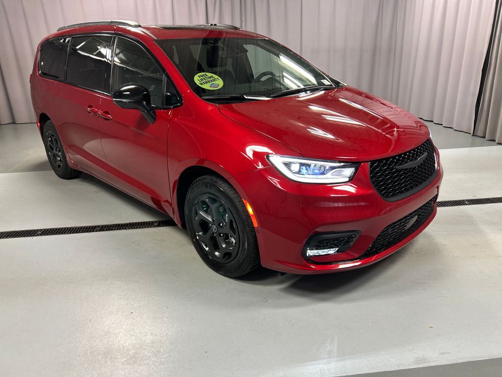 2025 CHRYSLER Pacifica