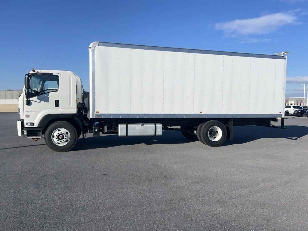 2025 CHEVROLET 6500XD