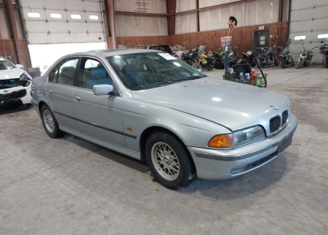 BMW 528i