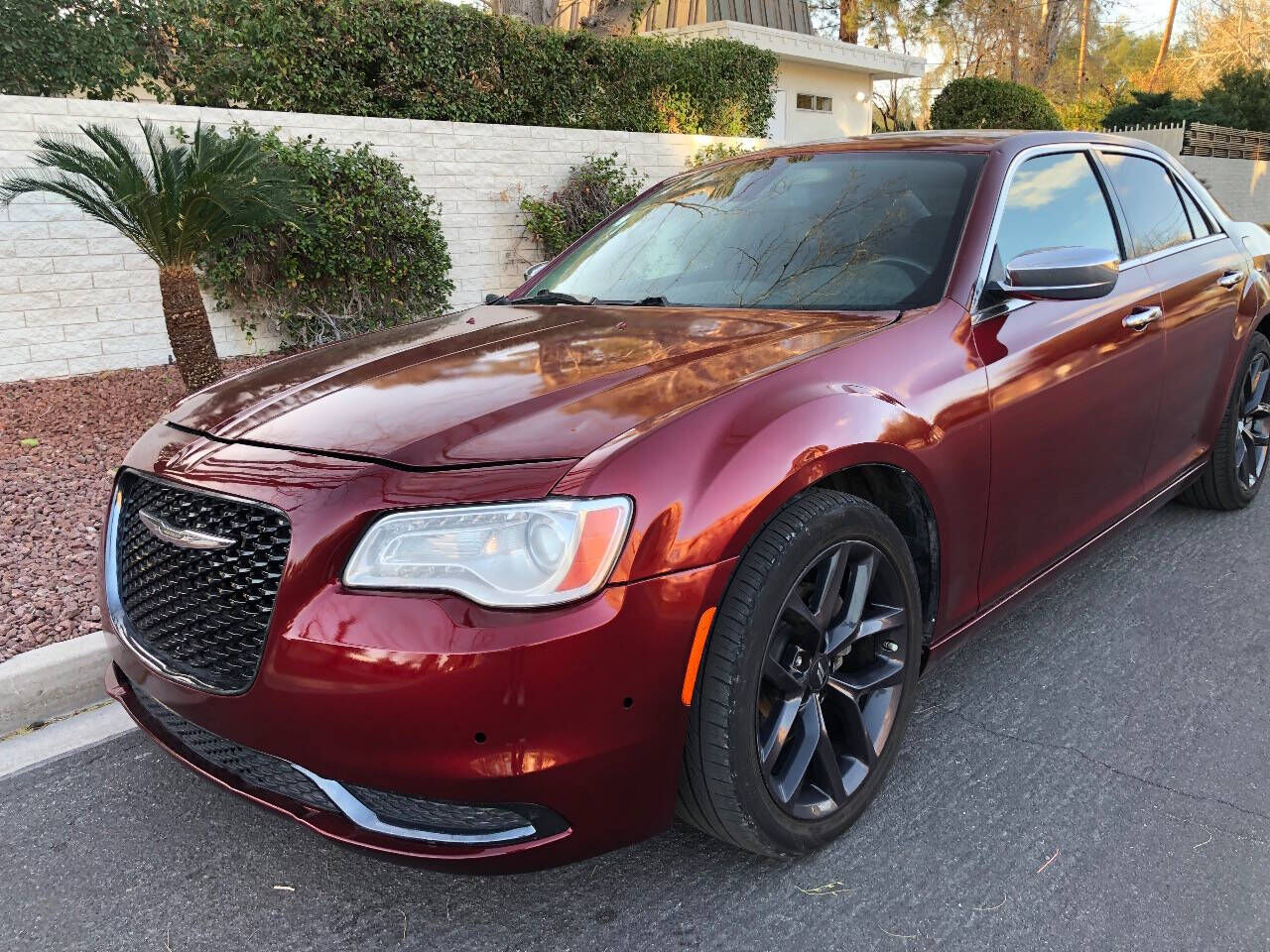 2019 CHRYSLER 300