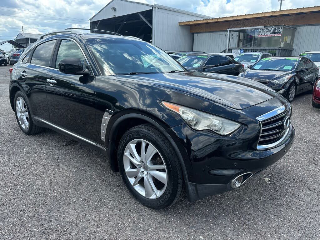 Infiniti FX35