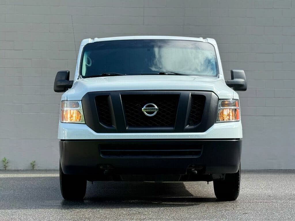 Nissan NV