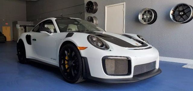 2018 PORSCHE 911