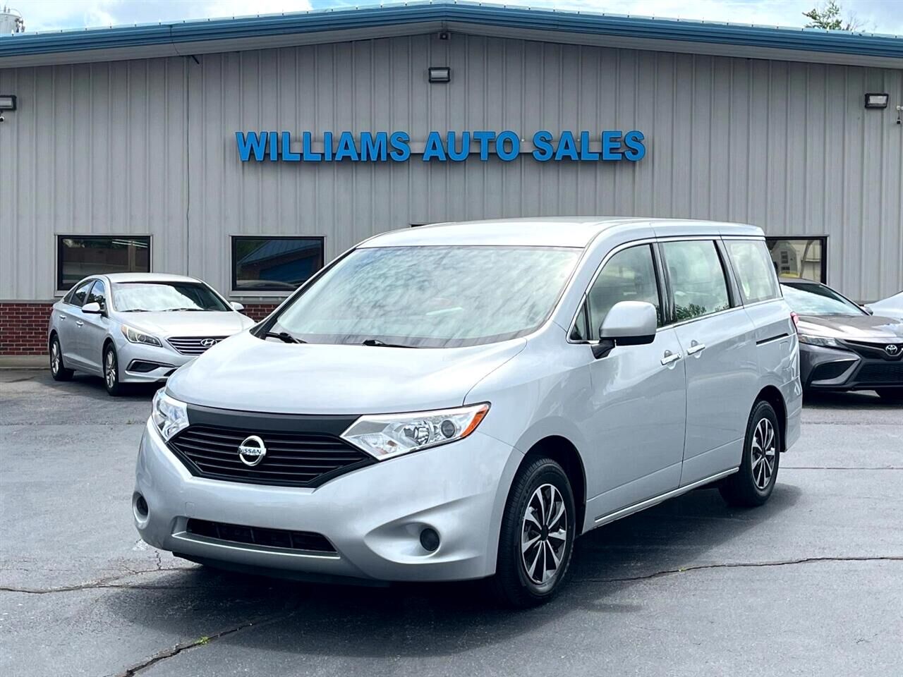 NISSAN