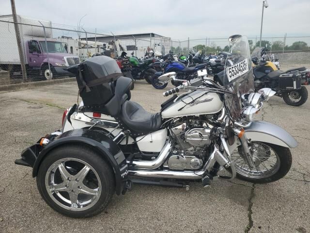 Honda VT750 (Shadow Aero)