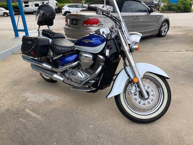 Suzuki VL800TL