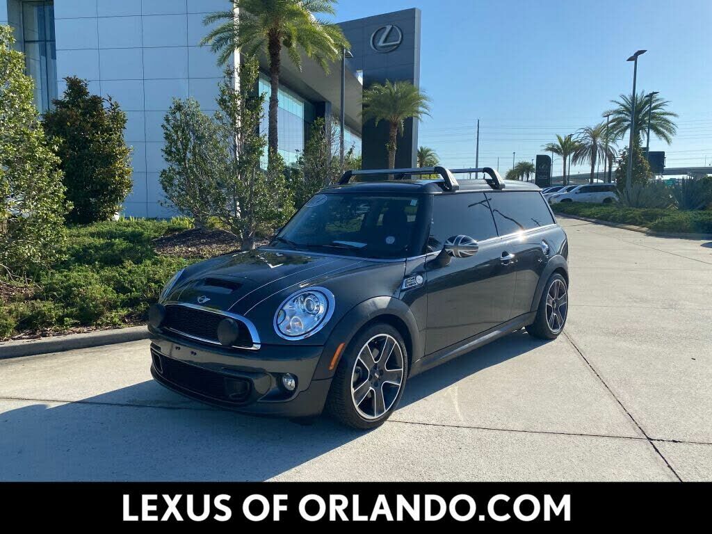 MINI Clubman