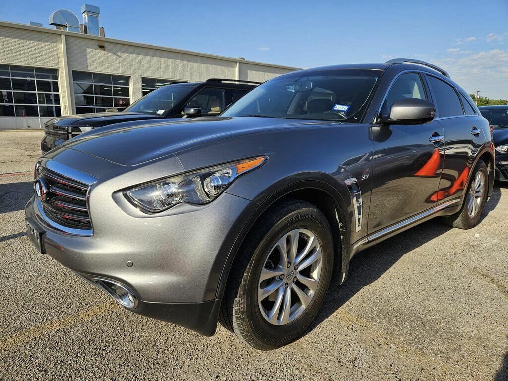 Infiniti QX70