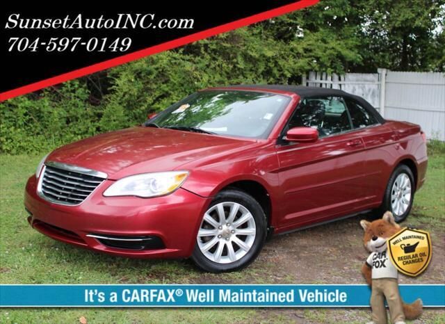2013 CHRYSLER 200