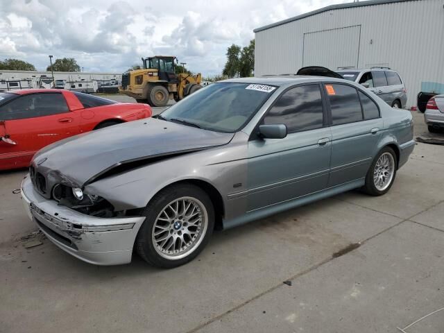 BMW 530i