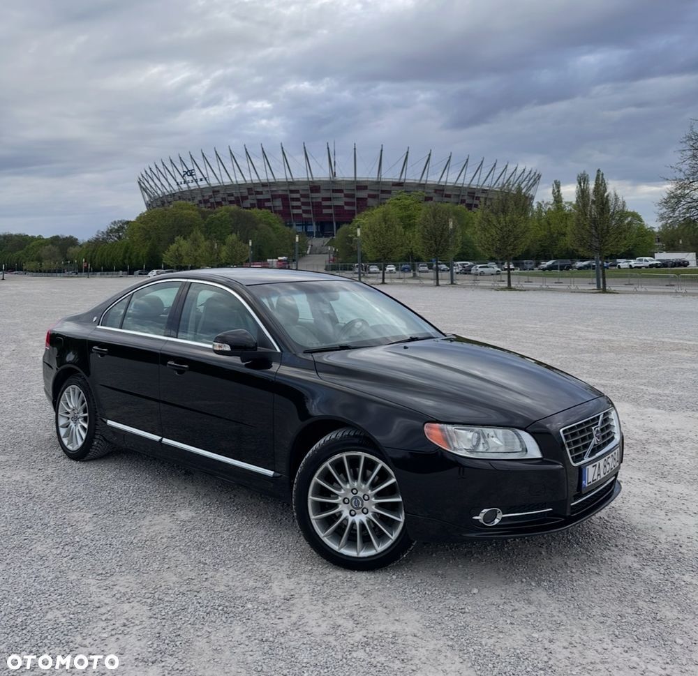 Volvo S80